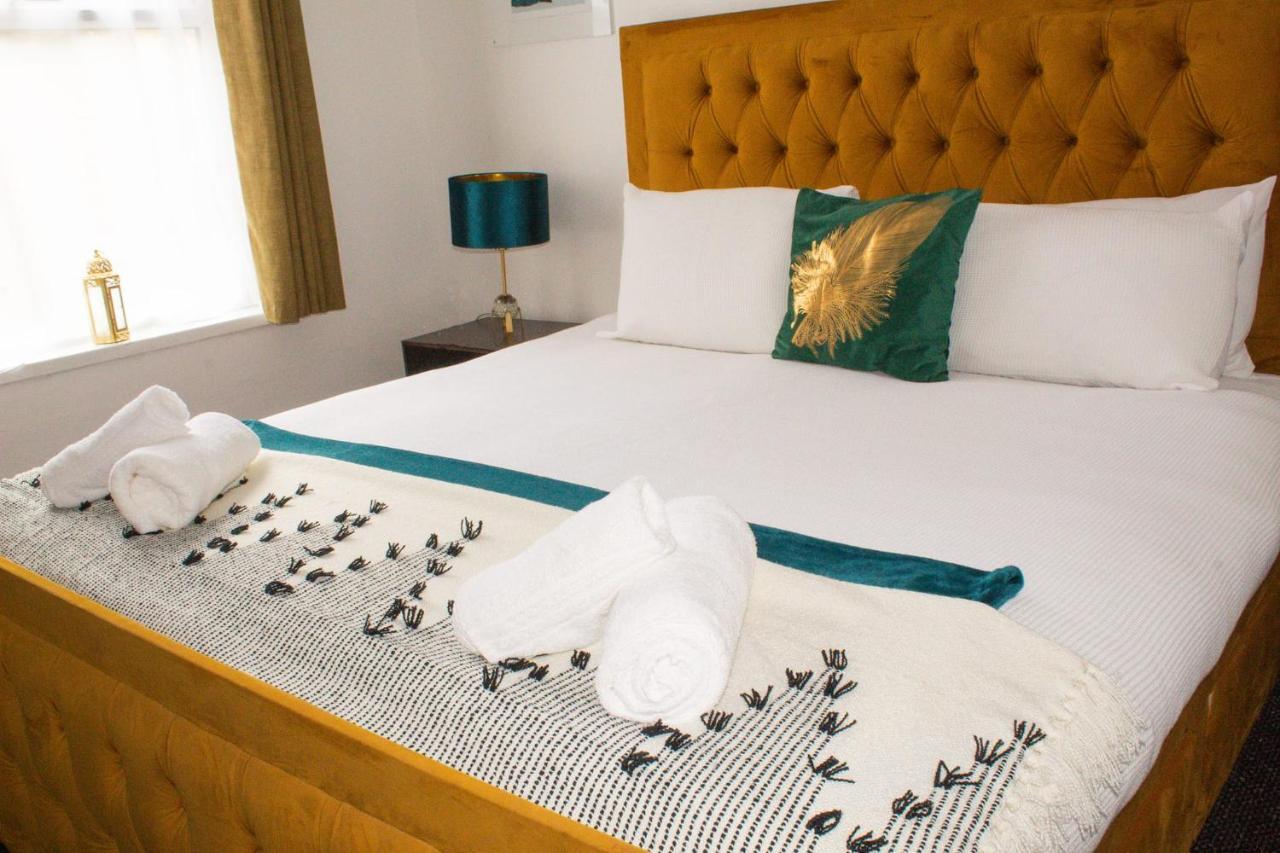 Shm Stays Hs2 Workers Great For Long Term Stays & Short Stays, 15 Min Drive To City Centre & Airport 2 Min Walk To Shops And Train Station Birmingham Extérieur photo